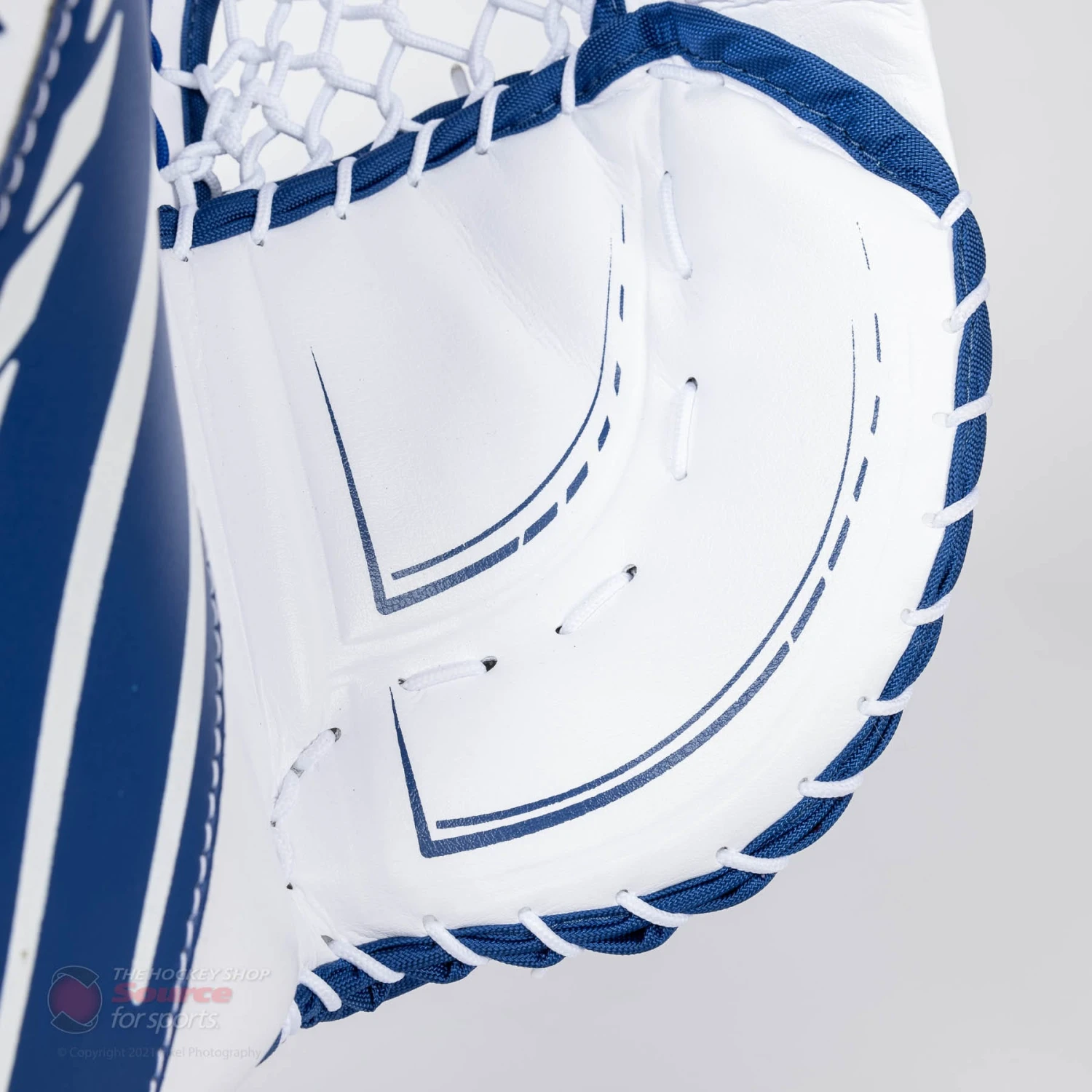 Bauer Vapor 3X Intermediate Goalie Catcher - Image 11