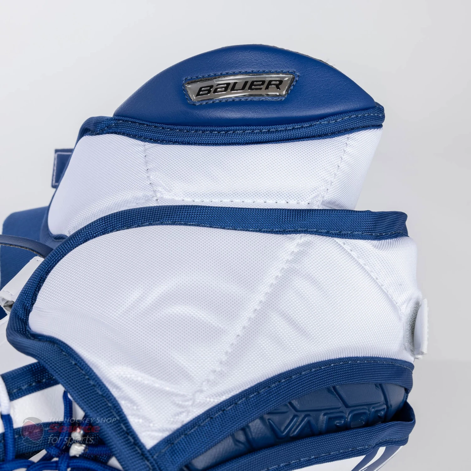 Bauer Vapor 3X Intermediate Goalie Catcher - Image 14