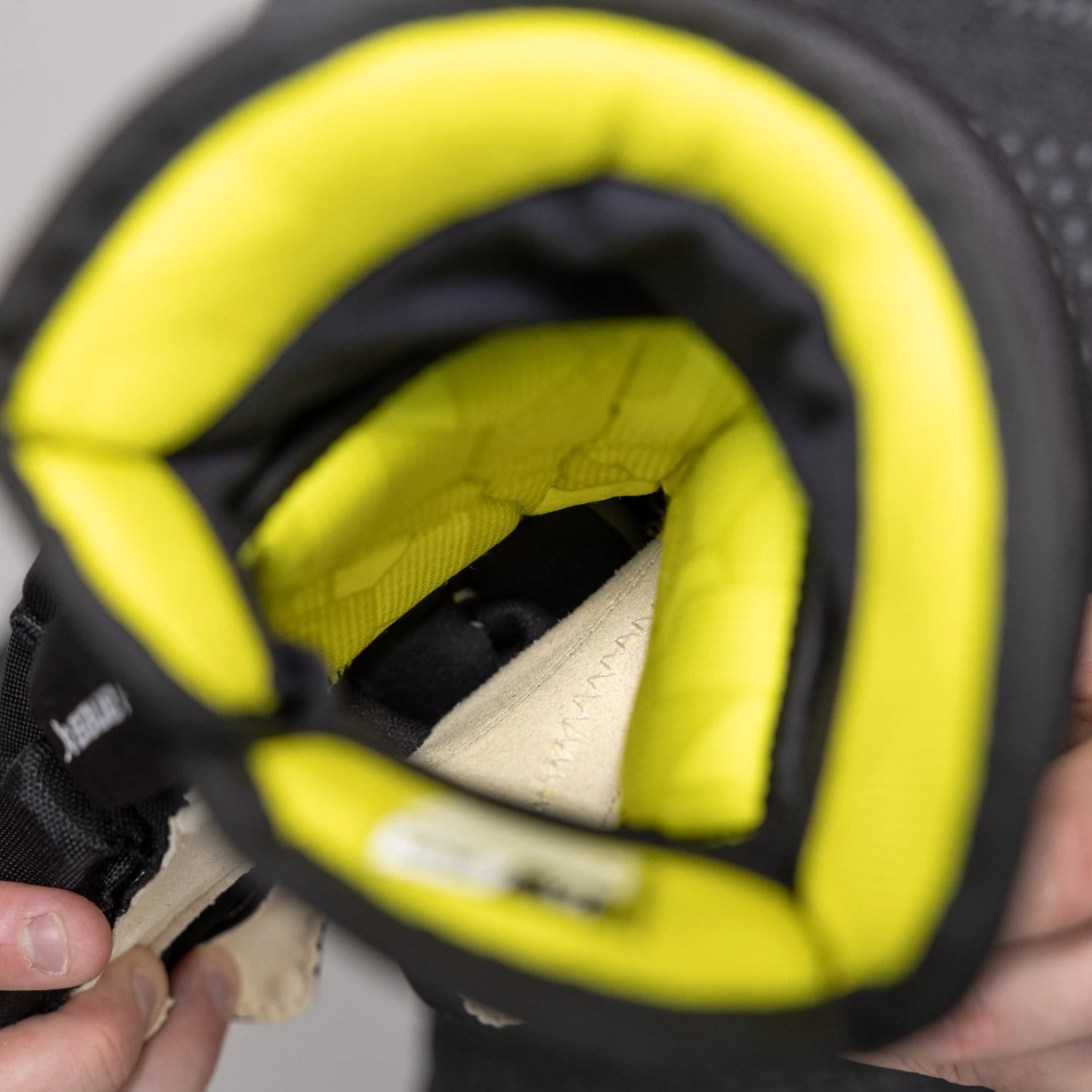 Bauer Supreme Matrix Intermediate Hockey Gloves - Image 15