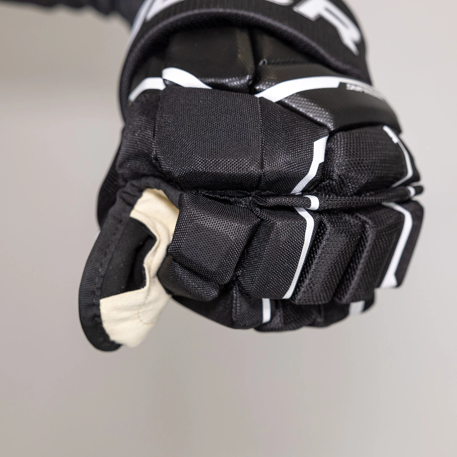 Bauer Supreme Matrix Intermediate Hockey Gloves - Image 17