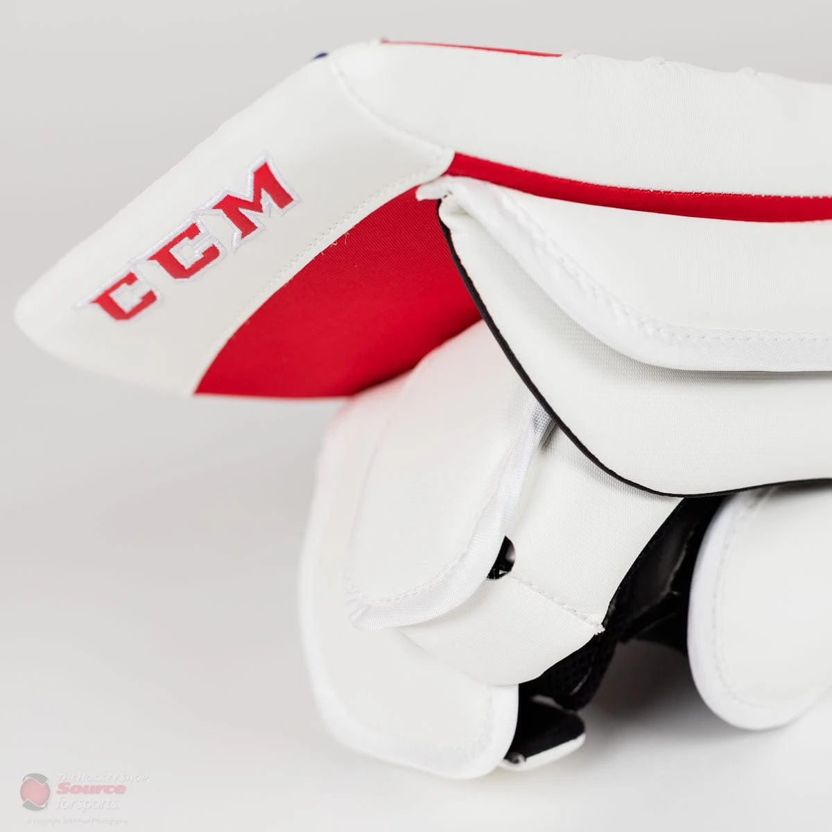 CCM Extreme Flex 4 Pro Senior Goalie Blocker - Image 8