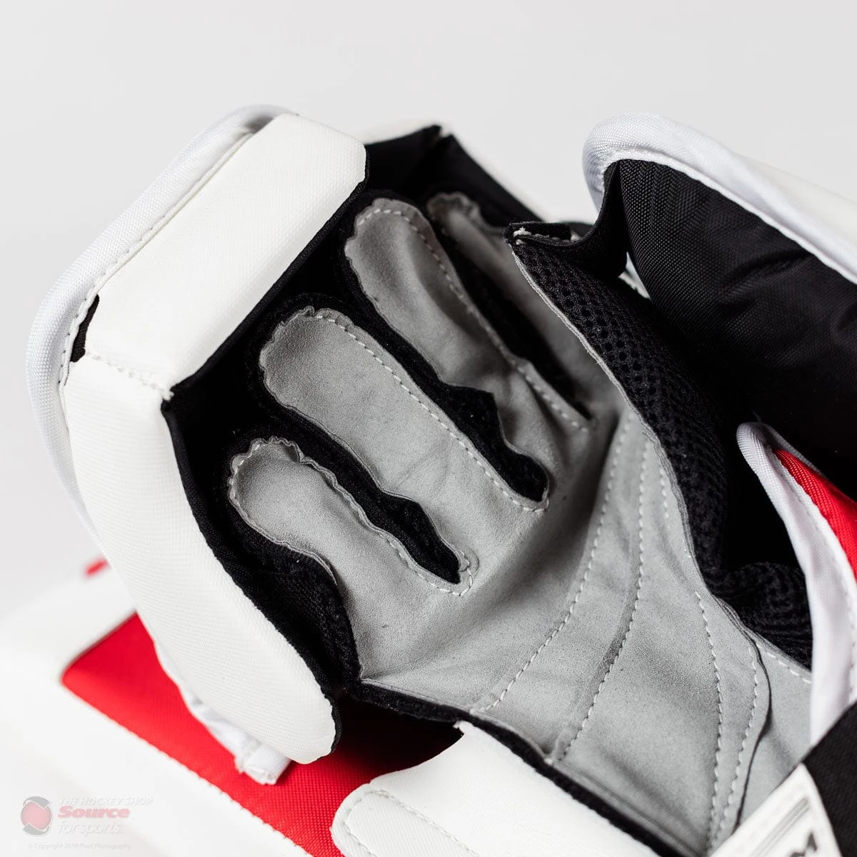 CCM Extreme Flex 4 Pro Senior Goalie Blocker - Image 10