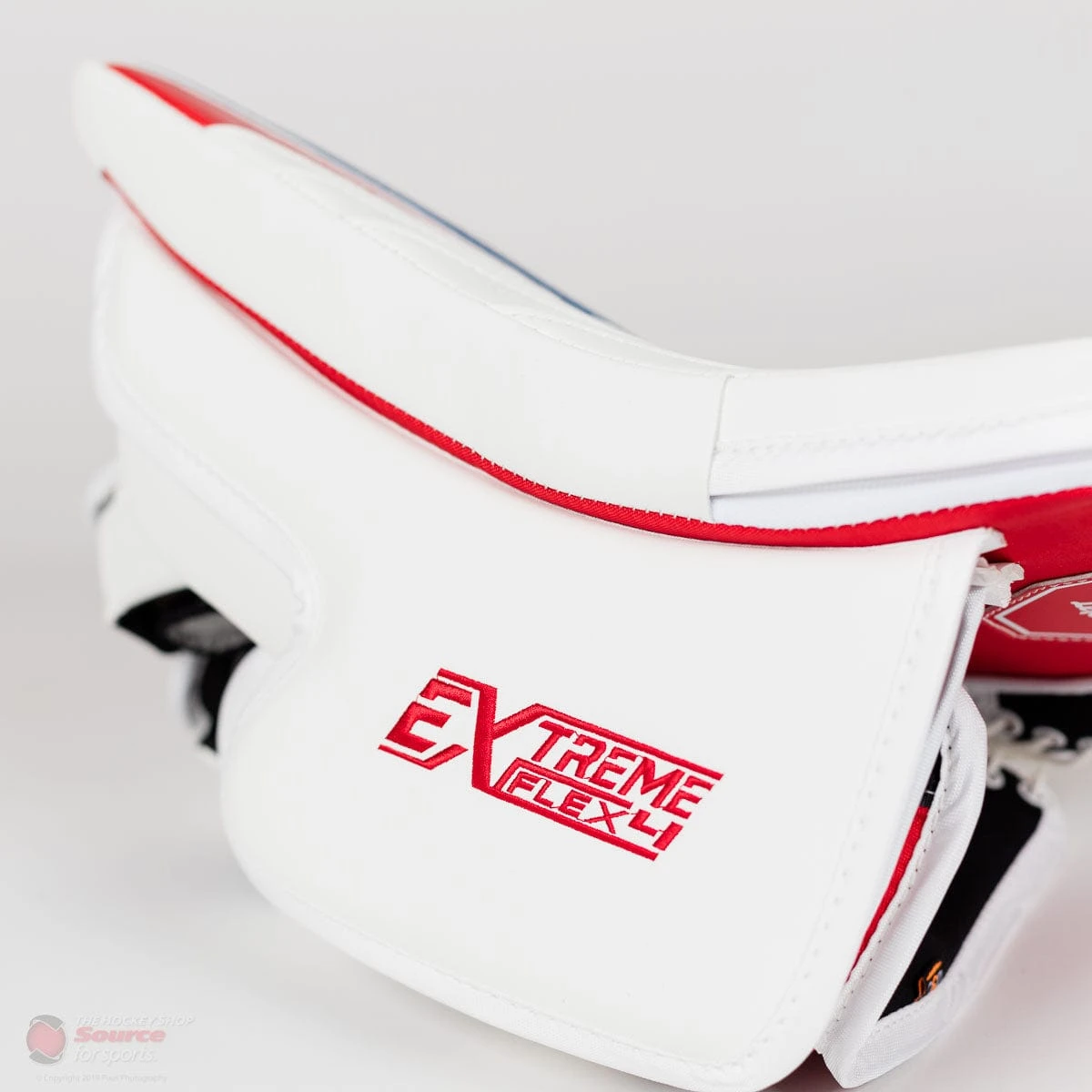 CCM Extreme Flex 4 Pro Senior Goalie Blocker - Image 5