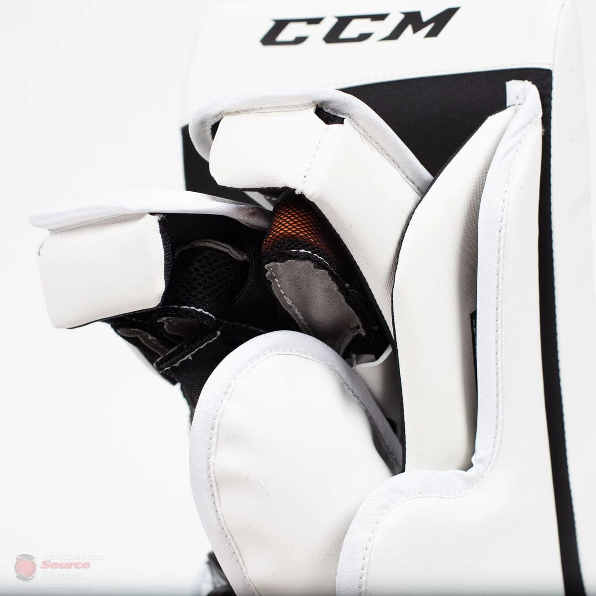 CCM Extreme Flex E4.5 Senior Goalie Blocker - Source Exclusive - Image 7