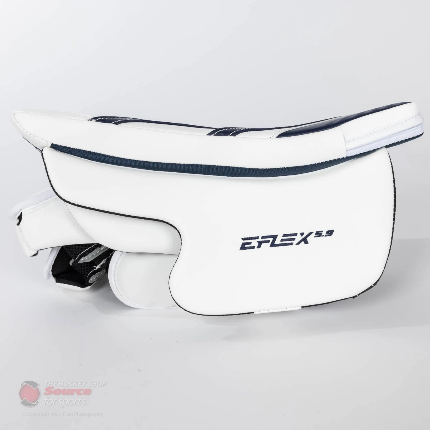 CCM Extreme Flex E5.9 Intermediate Goalie Blocker - Image 4