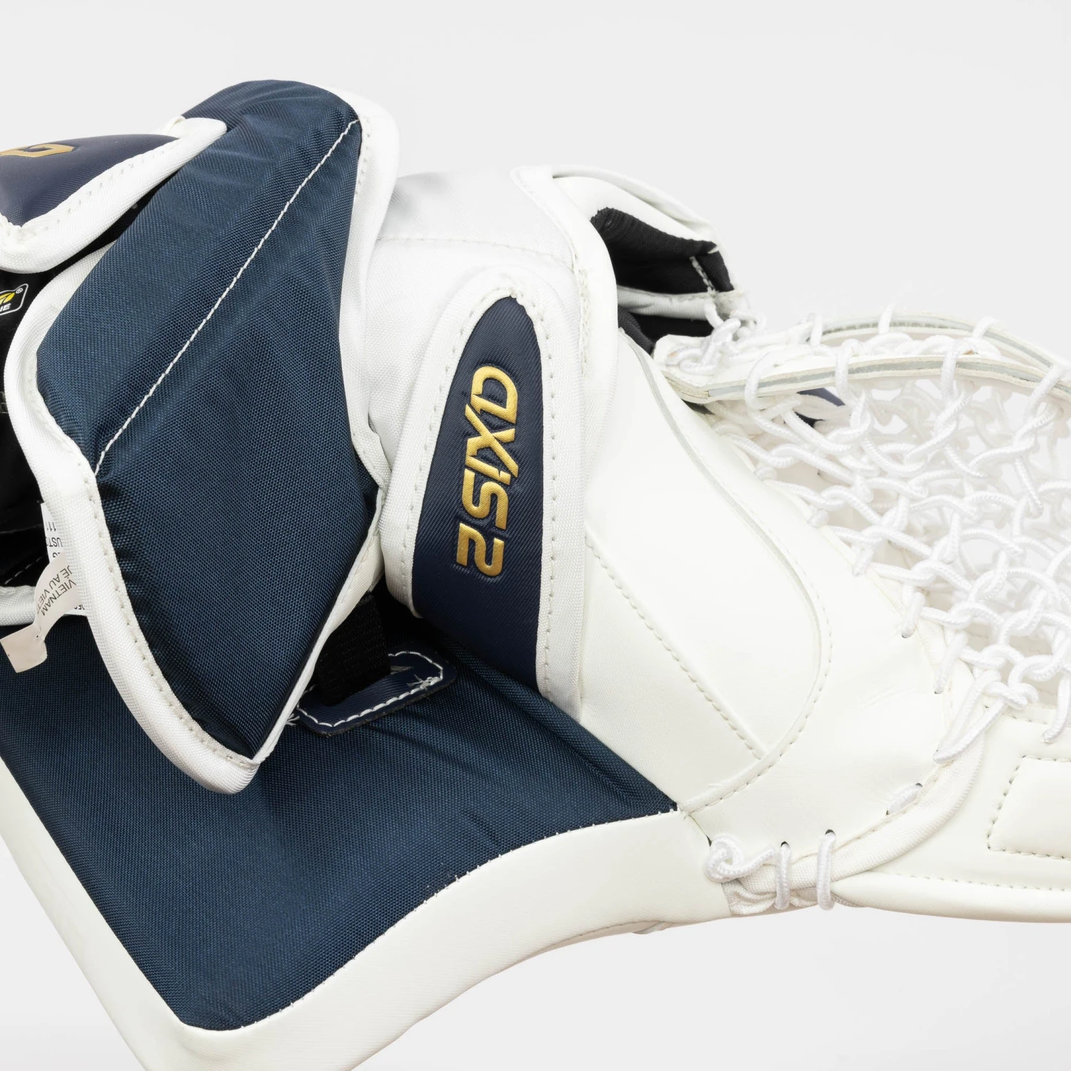 CCM Axis 2 Senior Goalie Catcher - 591 Degree - Image 7