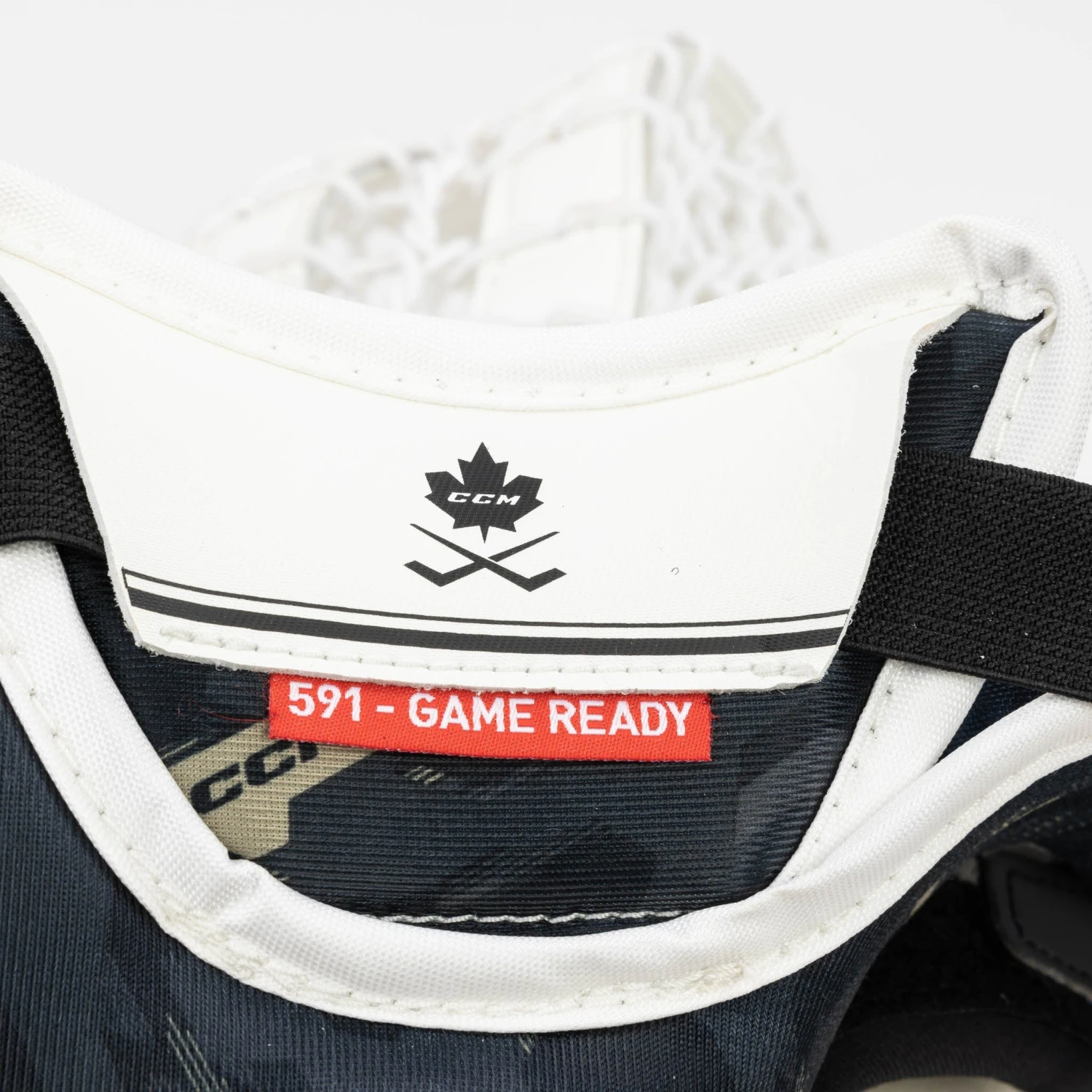 CCM Axis 2 Senior Goalie Catcher - 591 Degree - Image 11