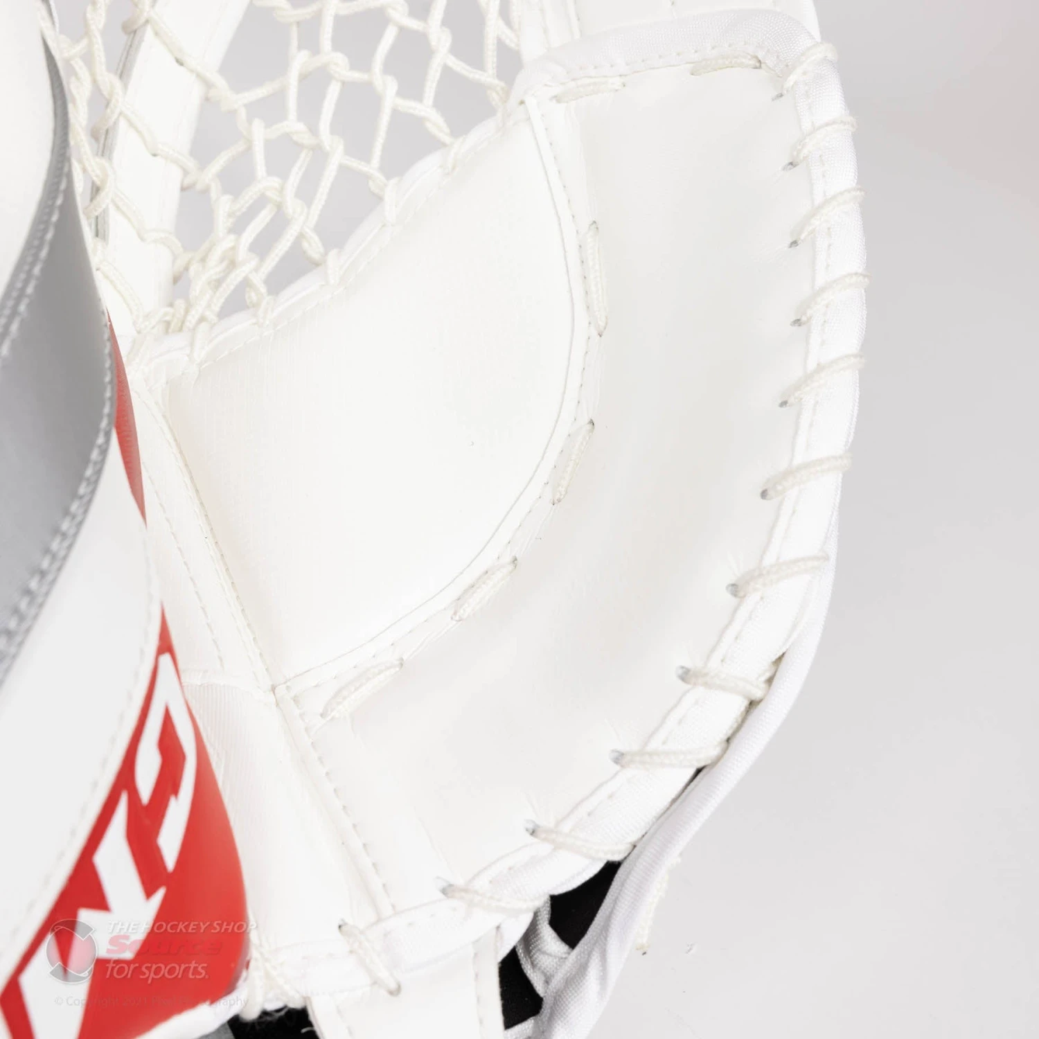 CCM Extreme Flex 5 Senior Goalie Catcher - 600 Break Angle - Image 4