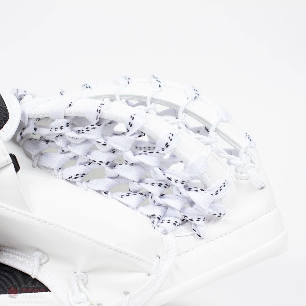 CCM Extreme Flex E4.5 Senior Goalie Catcher - Source Exclusive - Image 4