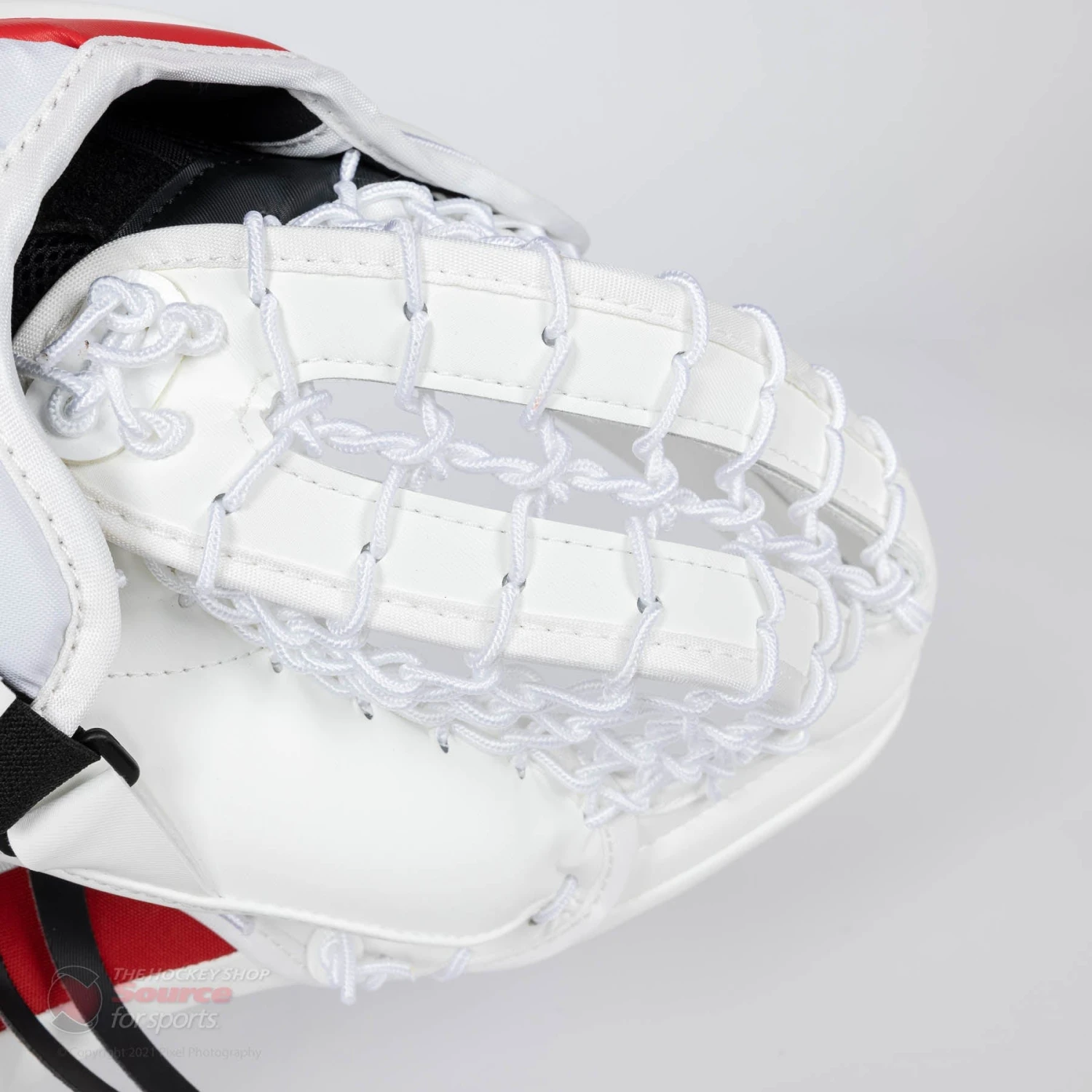 CCM Extreme Flex E5.5 Senior Goalie Catcher - Image 9