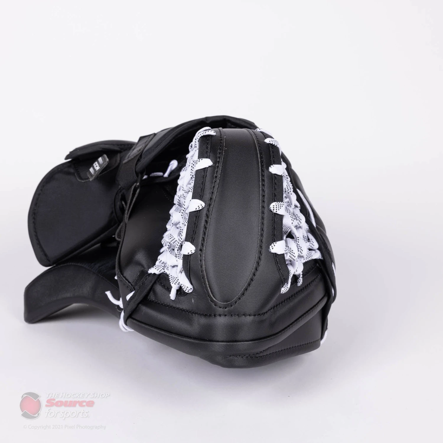 CCM Extreme Flex E5.9 Senior Goalie Catcher - Source Exclusive - Image 6