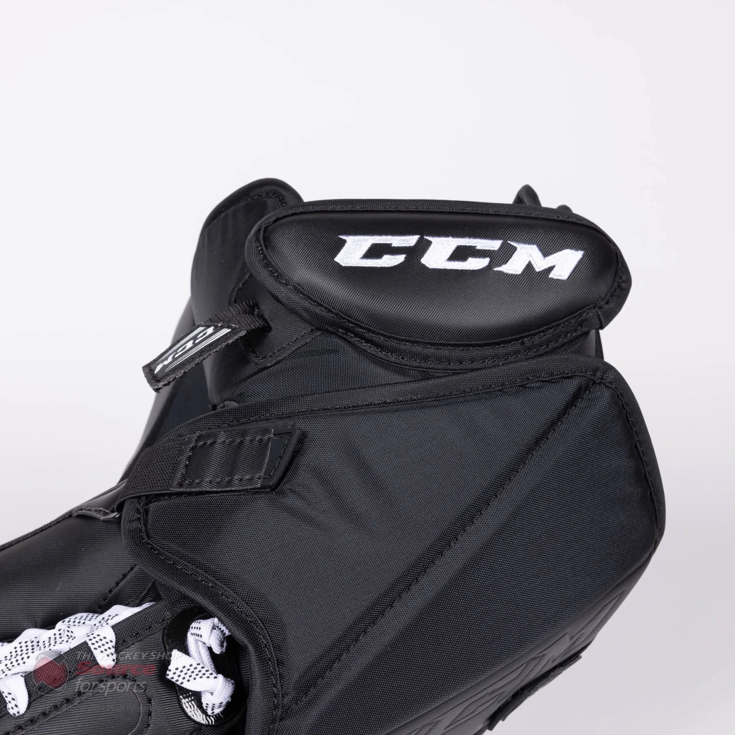 CCM Extreme Flex E5.9 Senior Goalie Catcher - Source Exclusive - Image 8