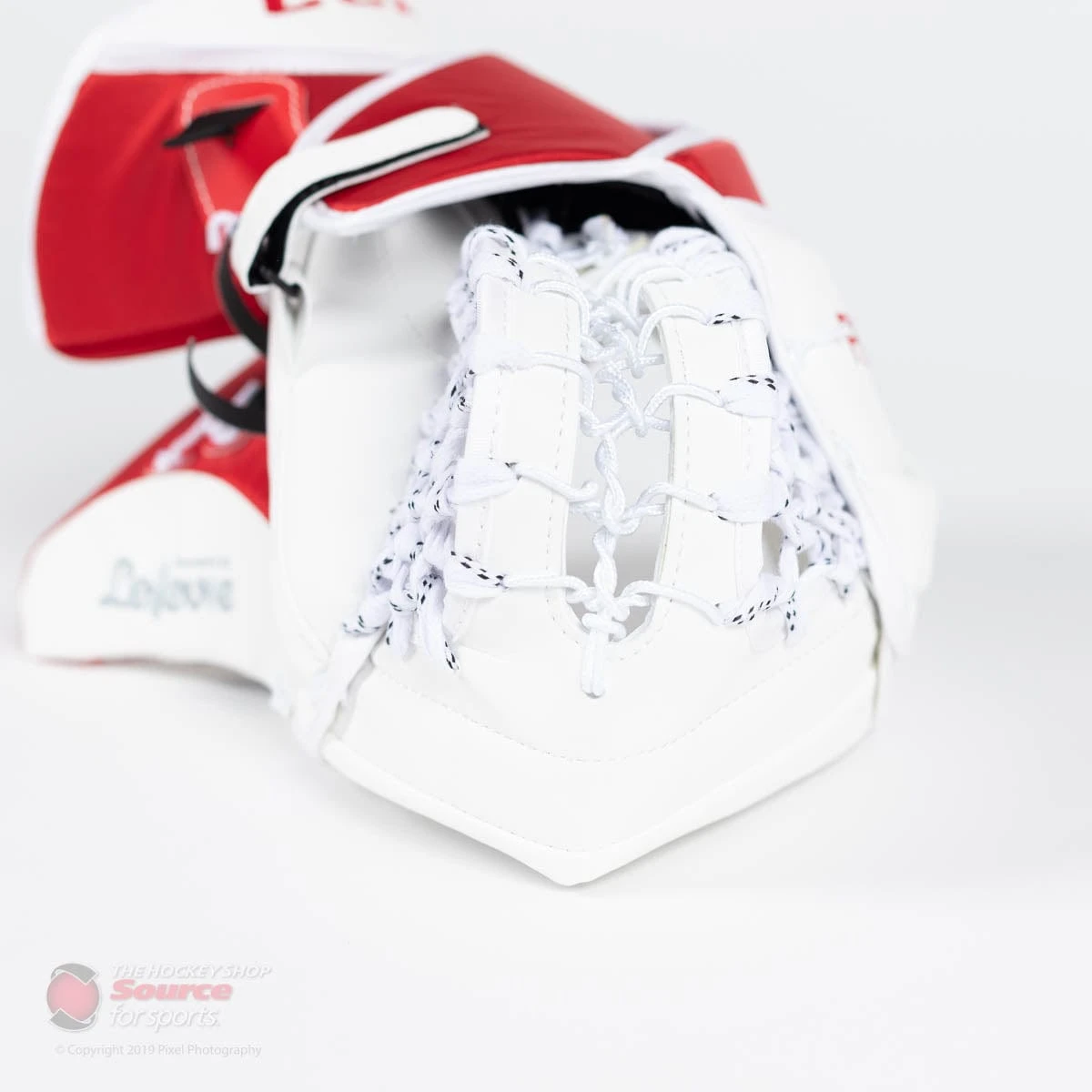 CCM Premier P2.9 Intermediate Goalie Catcher - Source Exclusive - Image 2