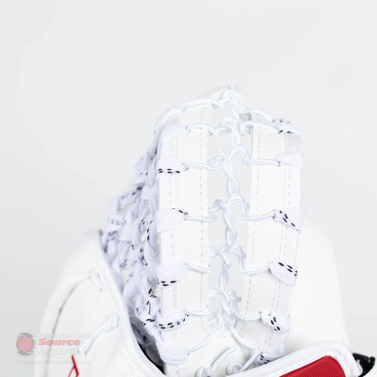 CCM Premier P2.9 Intermediate Goalie Catcher - Source Exclusive - Image 7