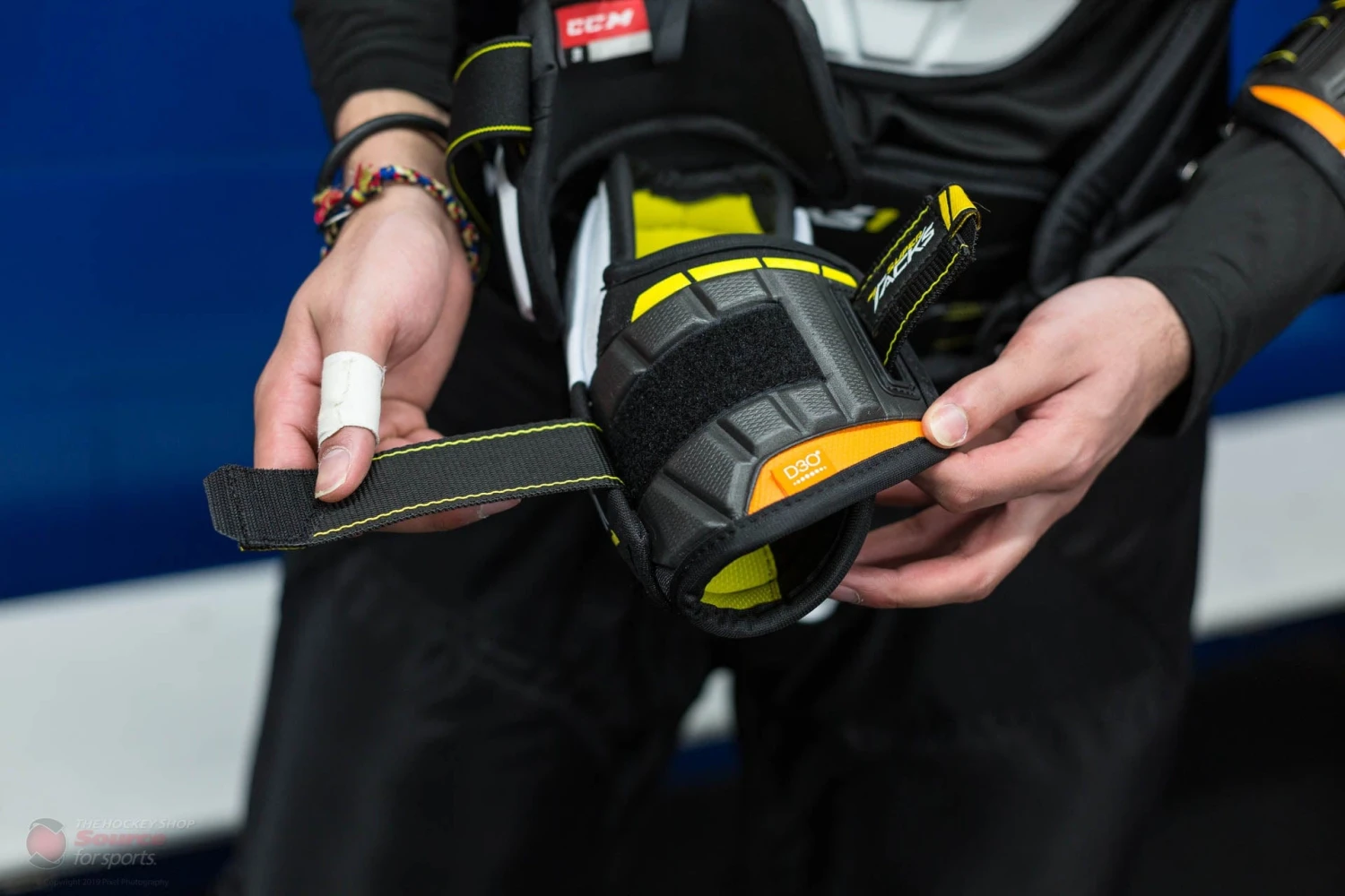 CCM Super Tacks AS1 Senior Hockey Elbow Pads - Image 15