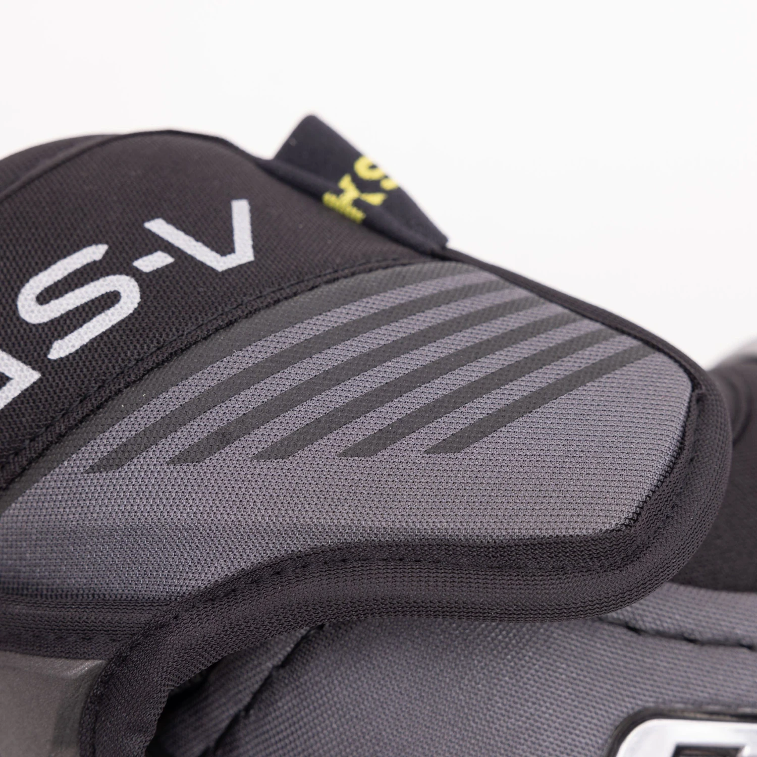 CCM Tacks AS-V Senior Hockey Elbow Pads - Image 3