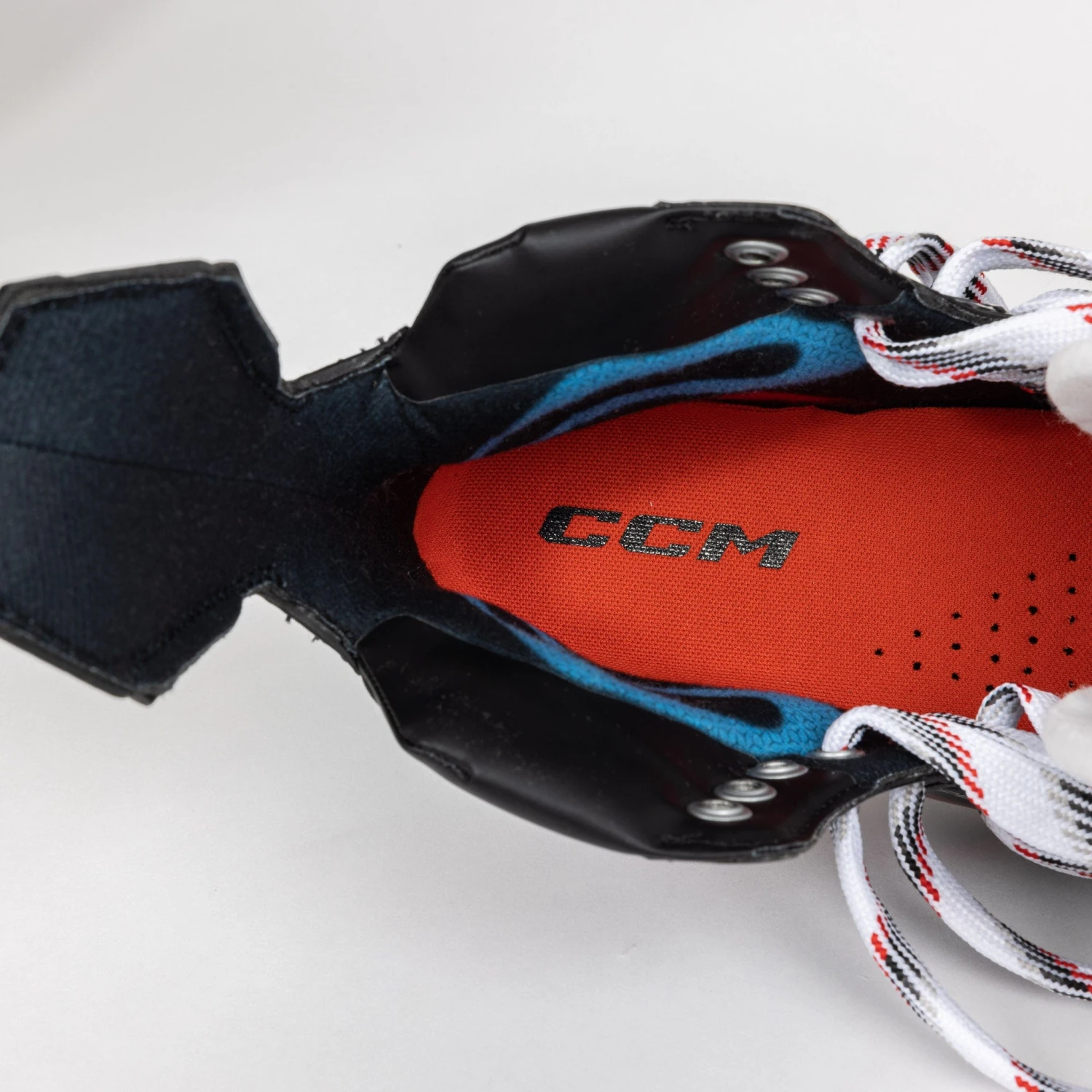 CCM Jetspeed FT680 Senior Hockey Skates - Image 14