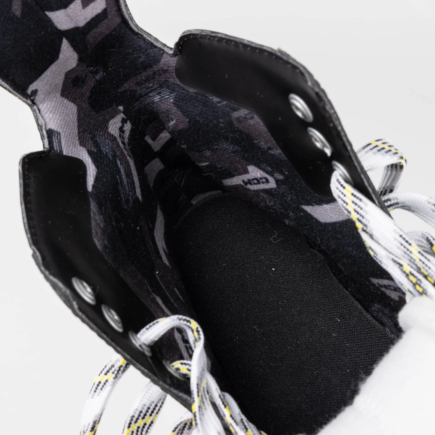CCM Tacks AS570 Senior Hockey Skates - Image 14