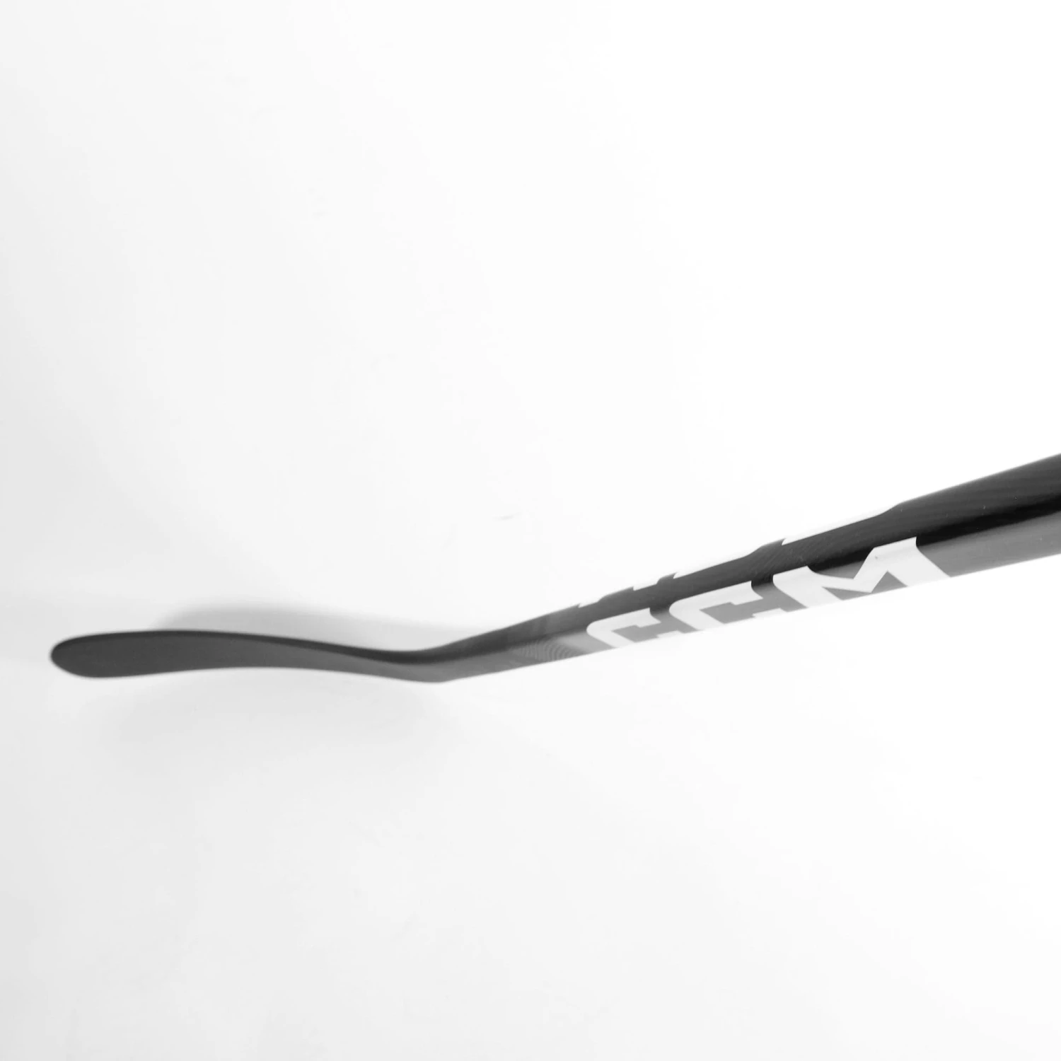 CCM RIBCOR 84K Intermediate Hockey Stick - Image 6