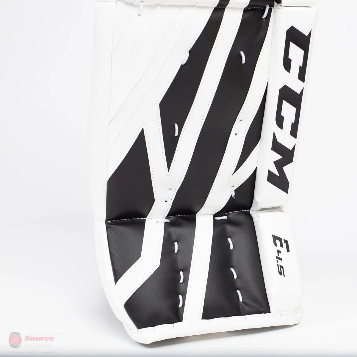 CCM Extreme Flex E4.5 Junior Goalie Leg Pads - Source Exclusive - Image 3