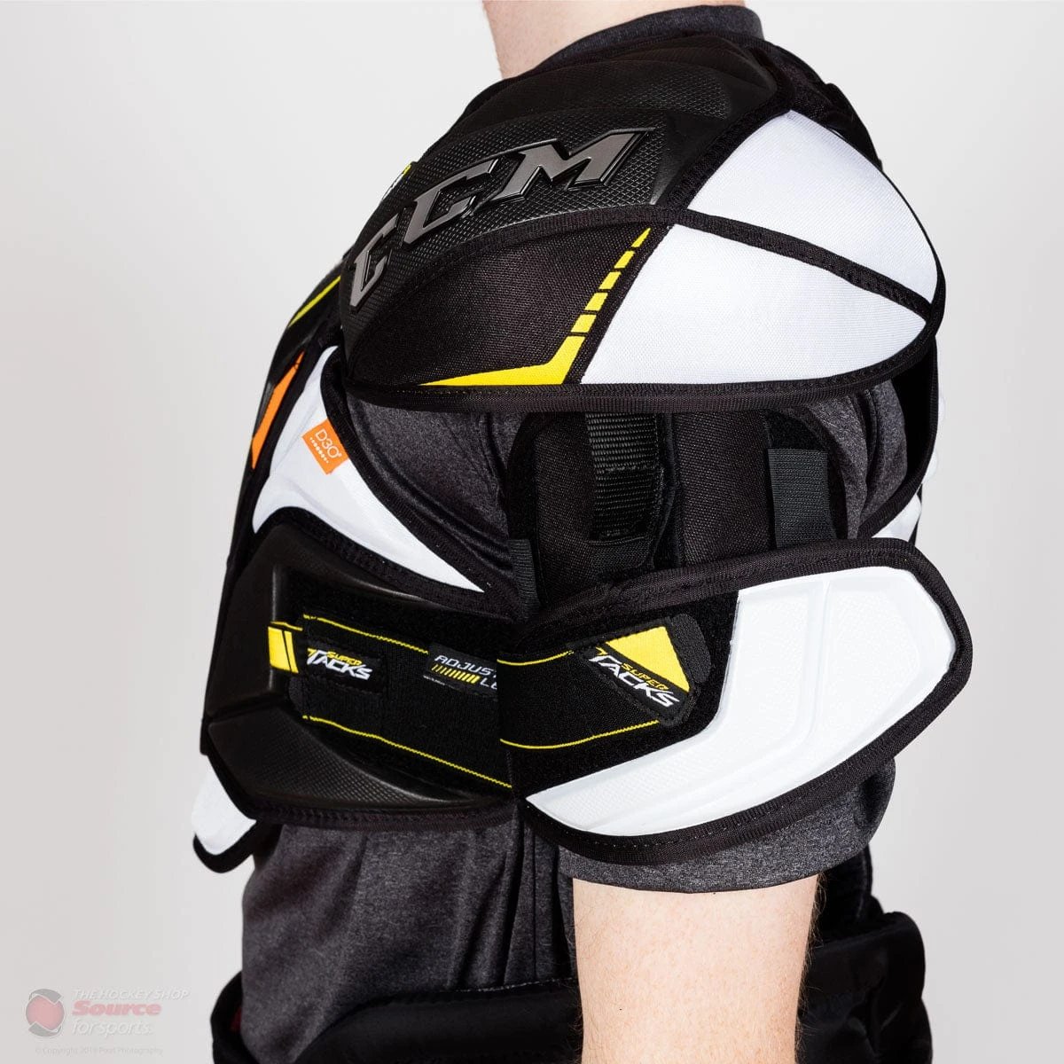 CCM Super Tacks AS1 Senior Hockey Shoulder Pads - Image 3
