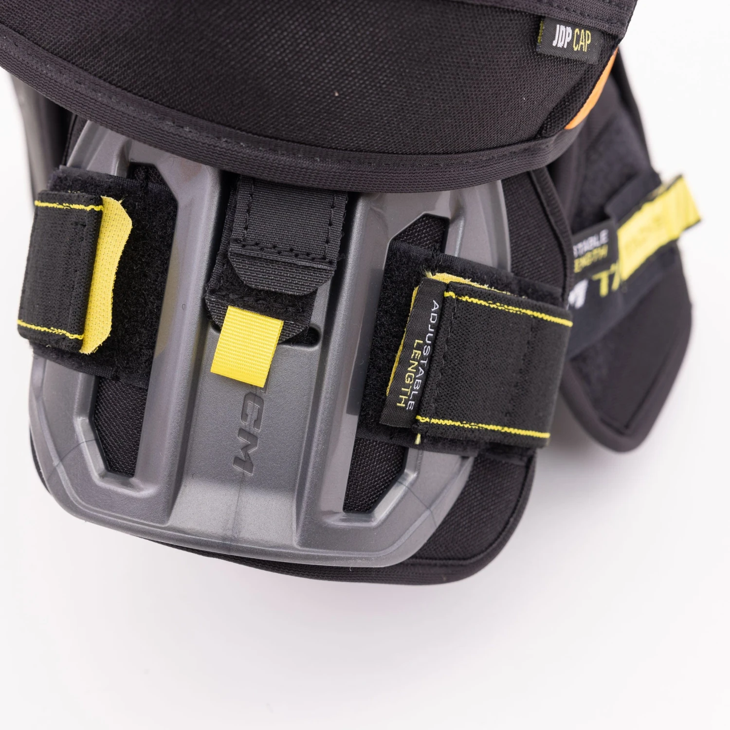 CCM Tacks AS-V Pro Junior Hockey Shoulder Pads - Image 5