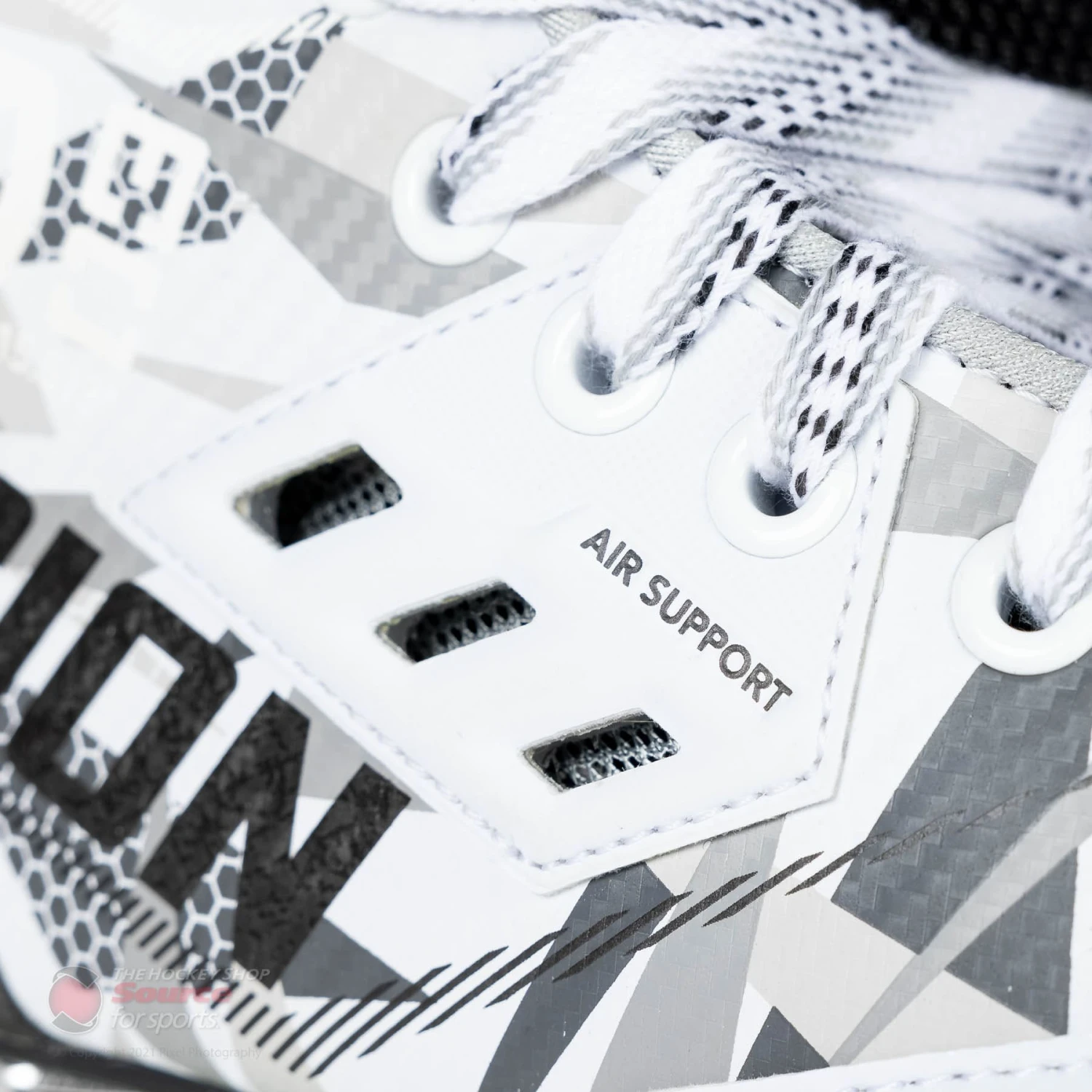 Mission Inhaler WM03 Senior Roller Hockey Skates - Image 4