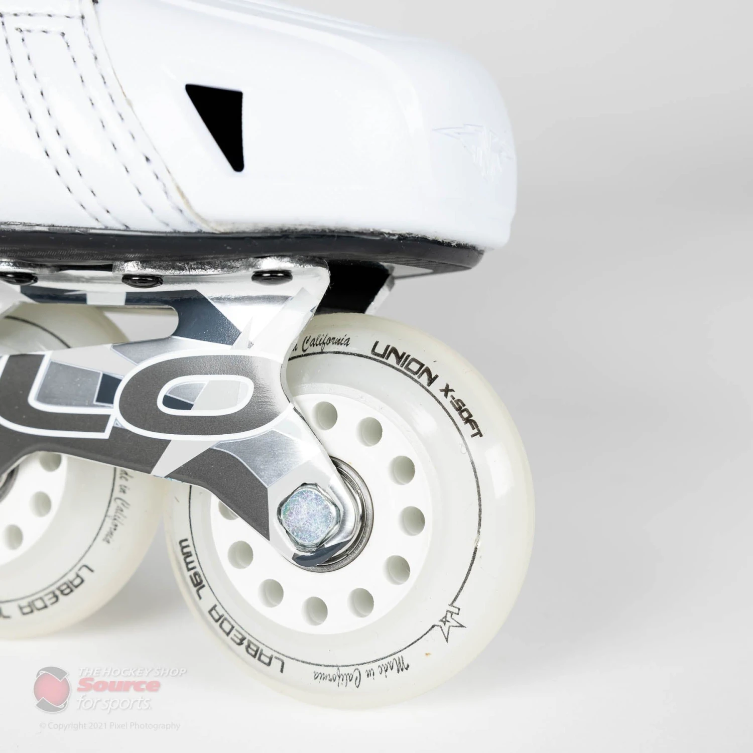 Mission Inhaler WM03 Senior Roller Hockey Skates - Image 15