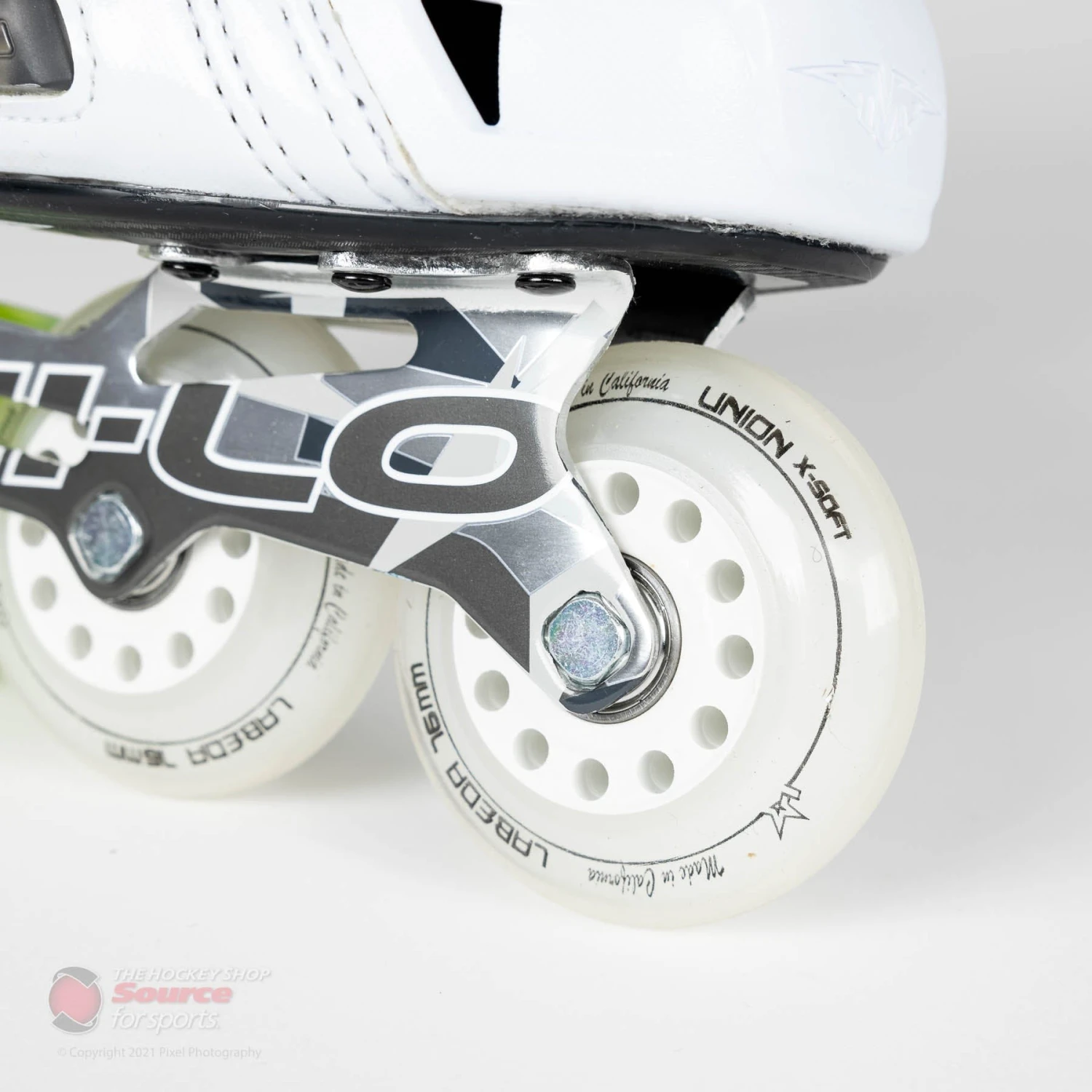 Mission Inhaler WM03 Senior Roller Hockey Skates - Image 14