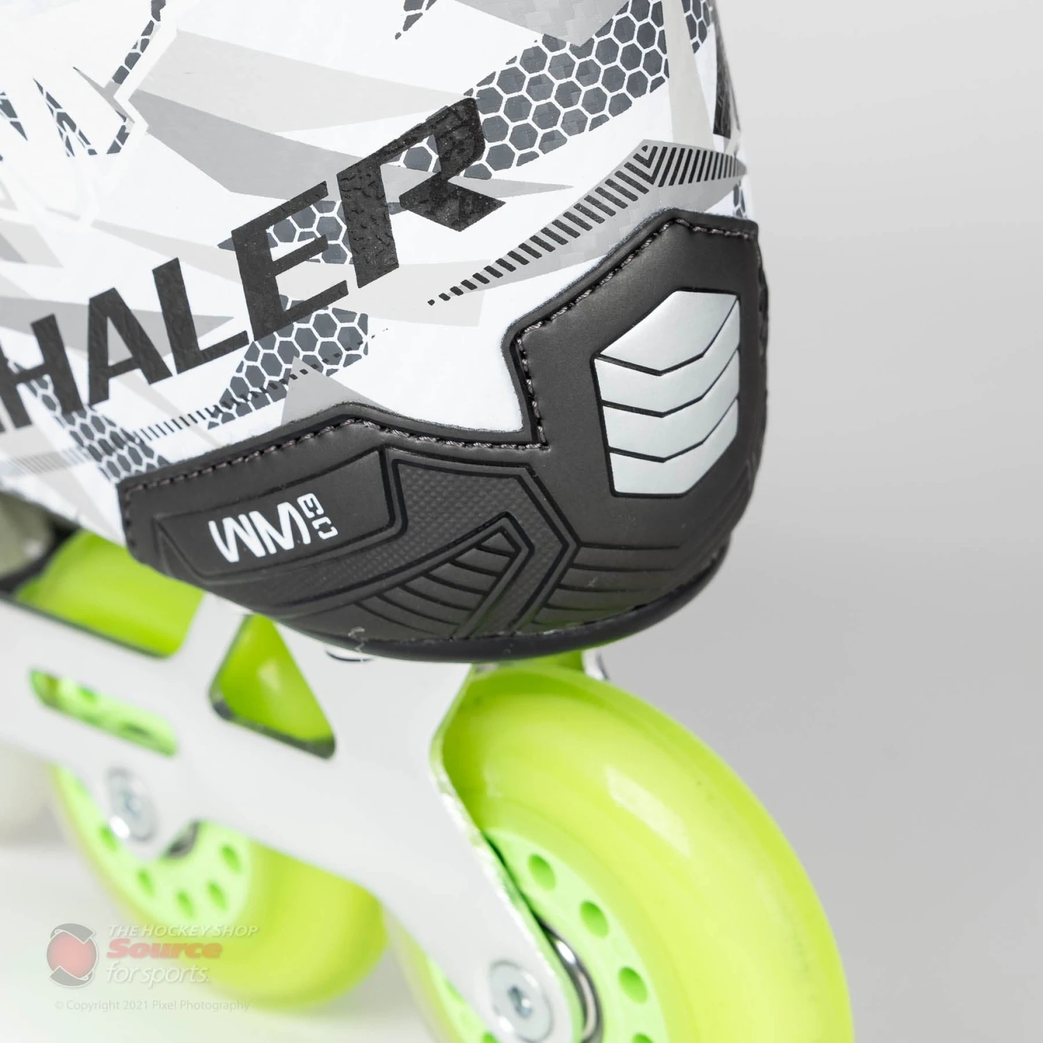 Mission Inhaler WM03 Senior Roller Hockey Skates - Image 10