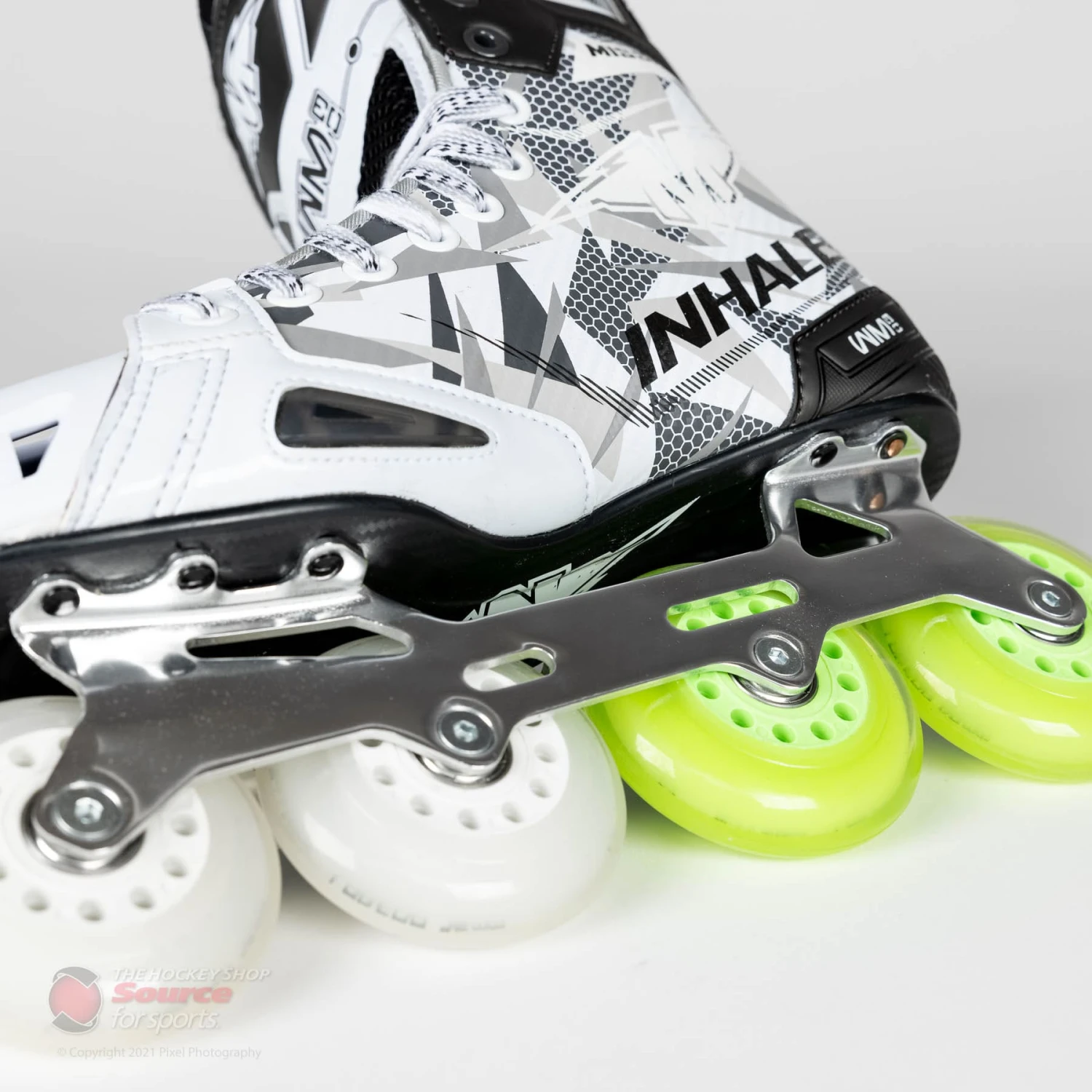 Mission Inhaler WM03 Senior Roller Hockey Skates - Image 11
