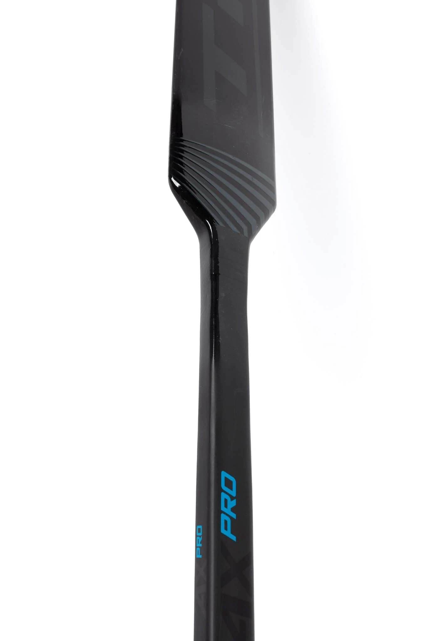 TRUE AX Pro Intermediate Goalie Stick - Image 5