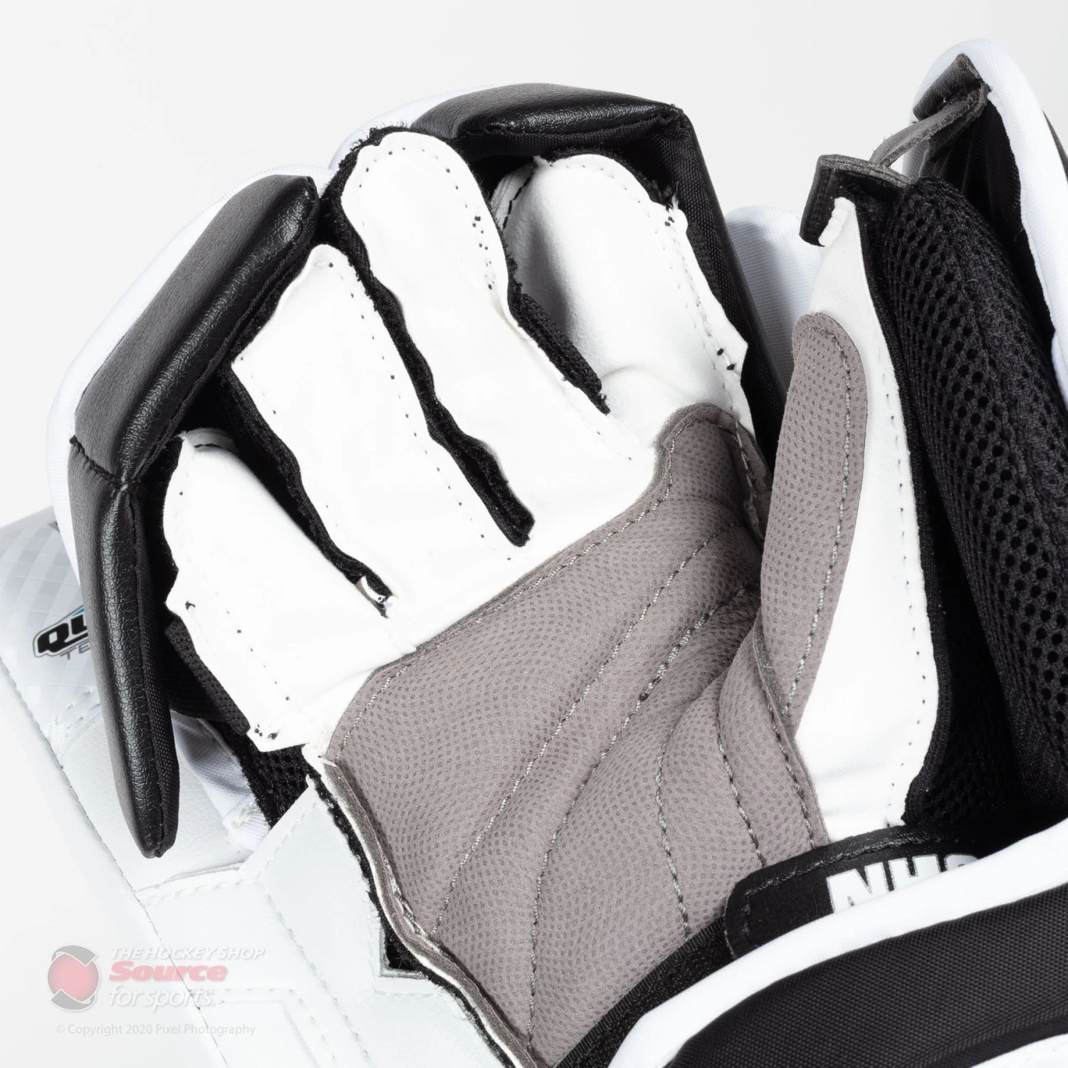 Vaughn Velocity V9 Intermediate Goalie Blocker - Image 9