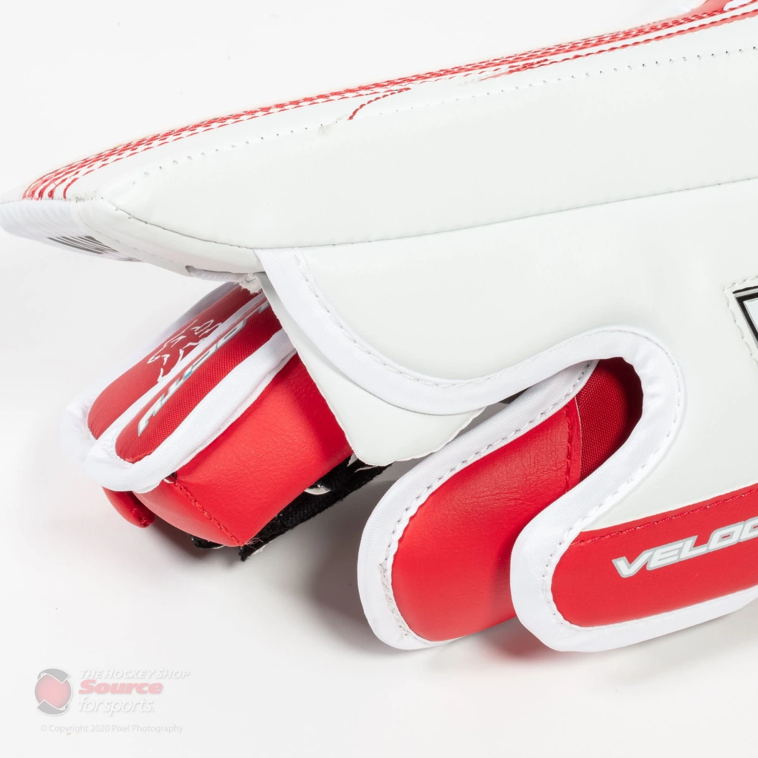 Vaughn Velocity V9 Junior Goalie Blocker - Image 2