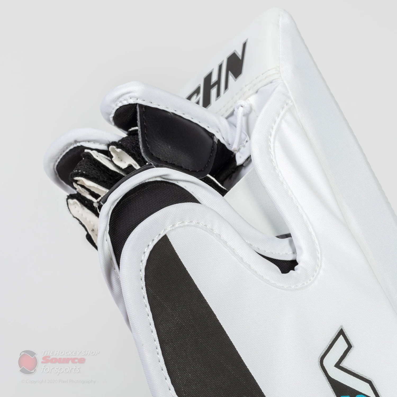 Vaughn Velocity V9 Youth Goalie Blocker - Image 3