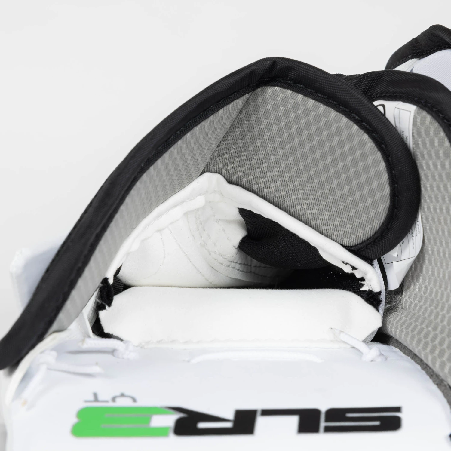 Vaughn Ventus SLR3 Youth Goalie Blocker - Image 11