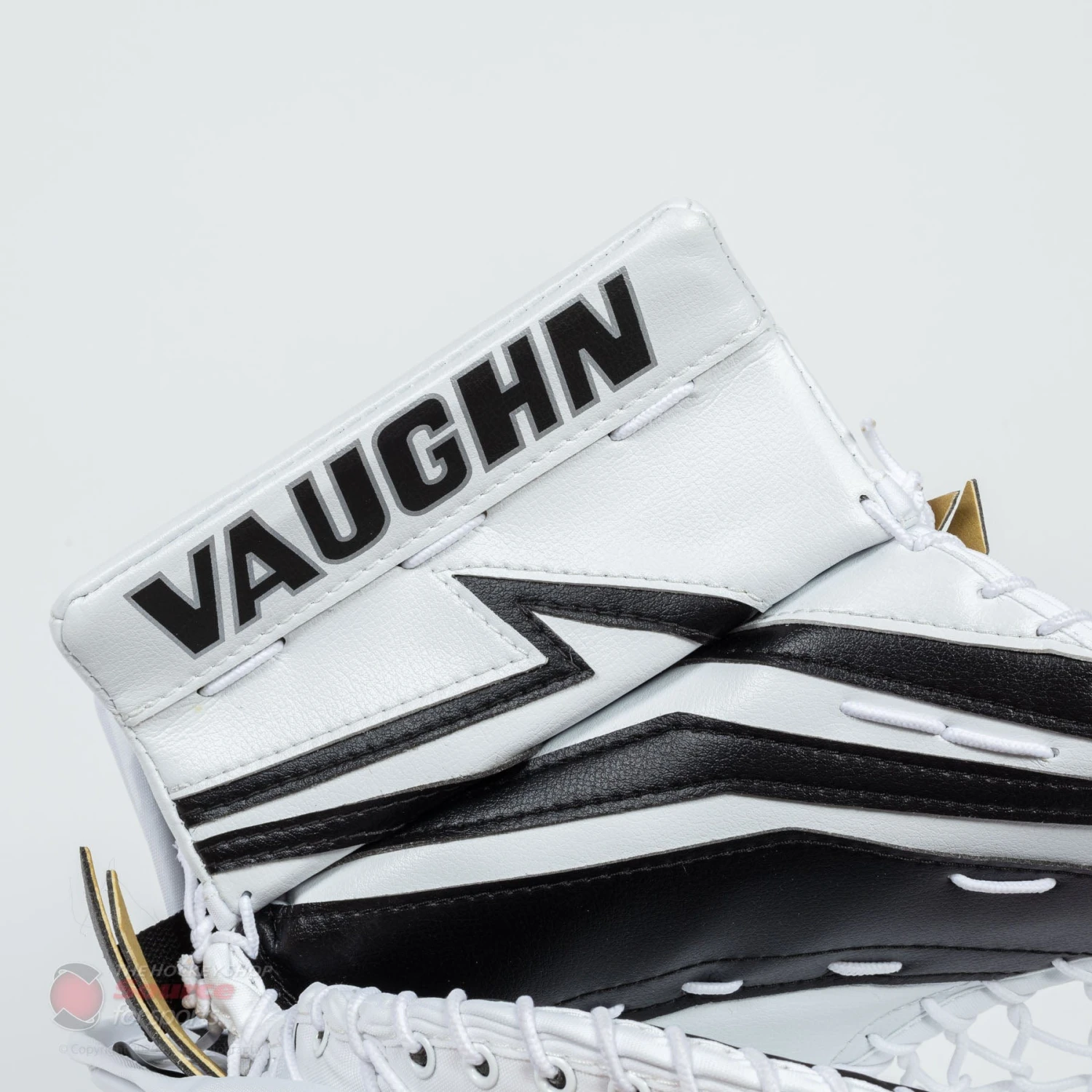 Vaughn Velocity V9 Intermediate Goalie Catcher - Image 4