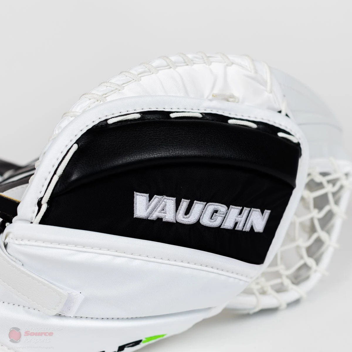 Vaughn Ventus SLR2-ST Pro Carbon Senior Goalie Catcher - Image 12