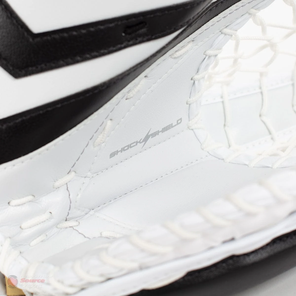 Vaughn Ventus SLR2-ST Pro Carbon Senior Goalie Catcher - Image 4