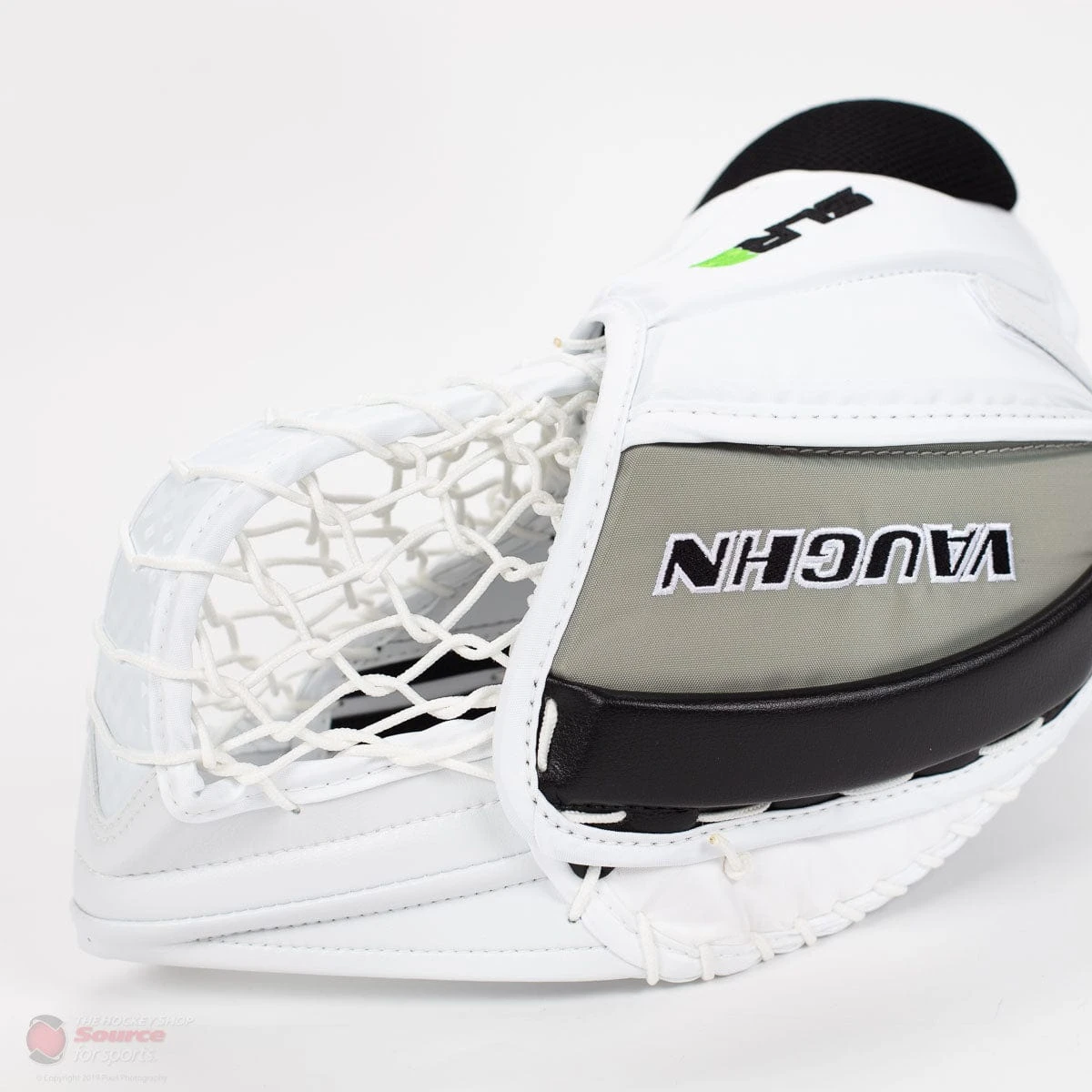 Vaughn Ventus SLR2-ST Pro Carbon Senior Goalie Catcher - Image 9