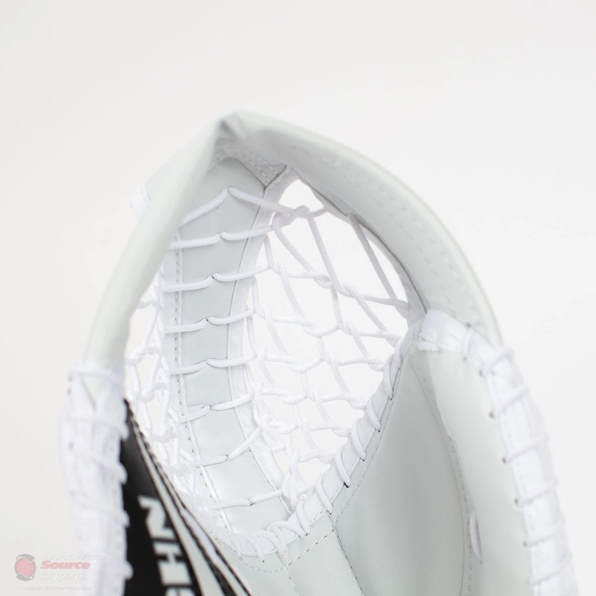 Vaughn Ventus SLR2 Youth Goalie Catcher - Image 2
