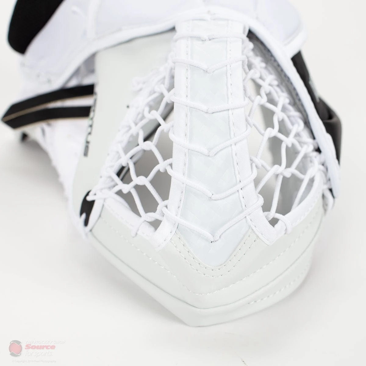 Vaughn Ventus SLR2 Youth Goalie Catcher - Image 5