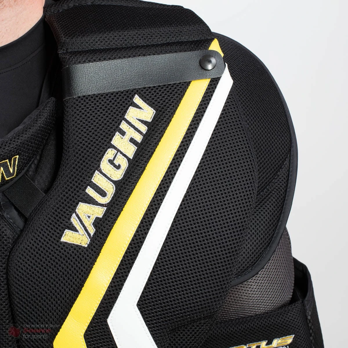 Vaughn Ventus SLR2 Pro Carbon Senior Chest & Arm Protector - Image 4