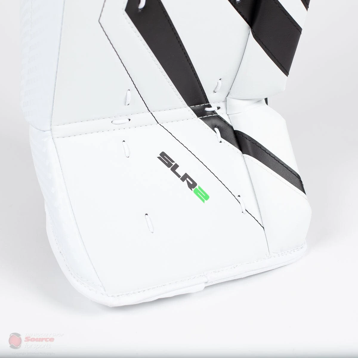 Vaughn Ventus SLR2 Youth Goalie Leg Pads - Image 3