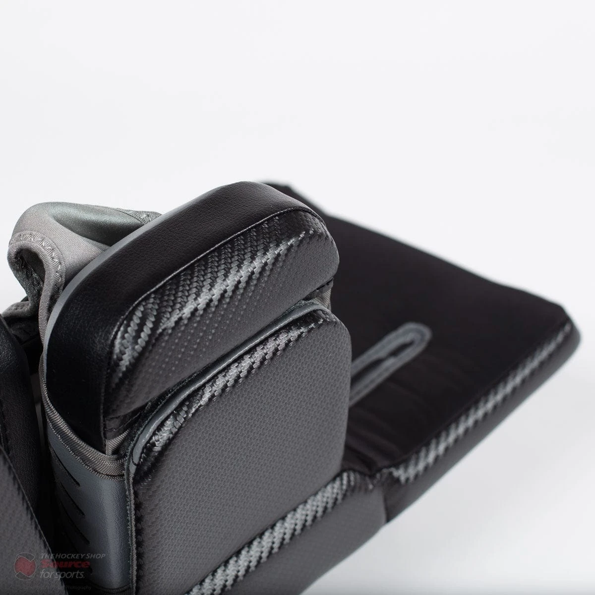 Warrior Ritual GT2 Junior Goalie Leg Pads - Source Exclusive - Image 7